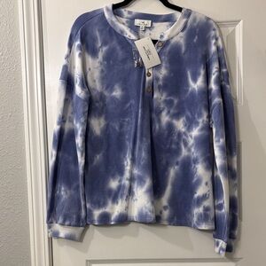 Women's Blue Tie-Dye Long Sleeve Top